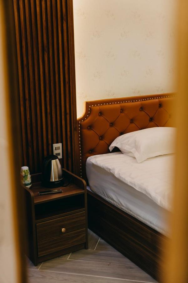 Bao Ngoc Hotel Cao Lãnh Buitenkant foto
