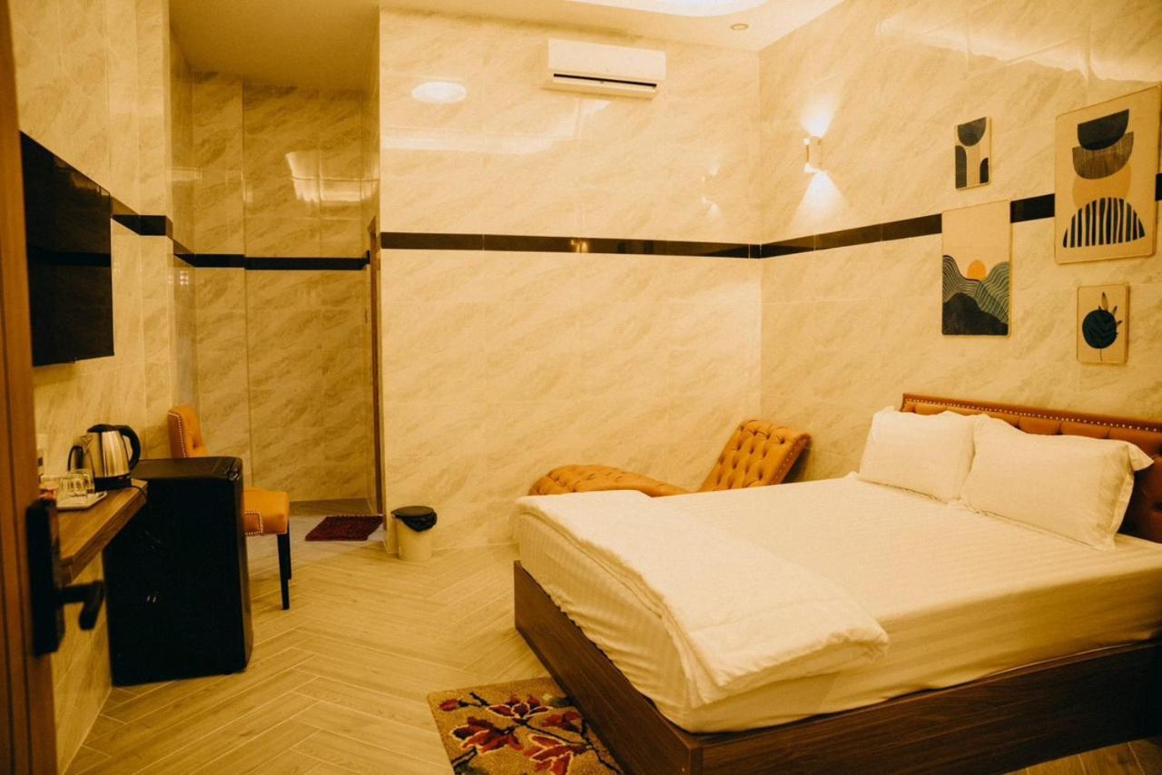Bao Ngoc Hotel Cao Lãnh Buitenkant foto