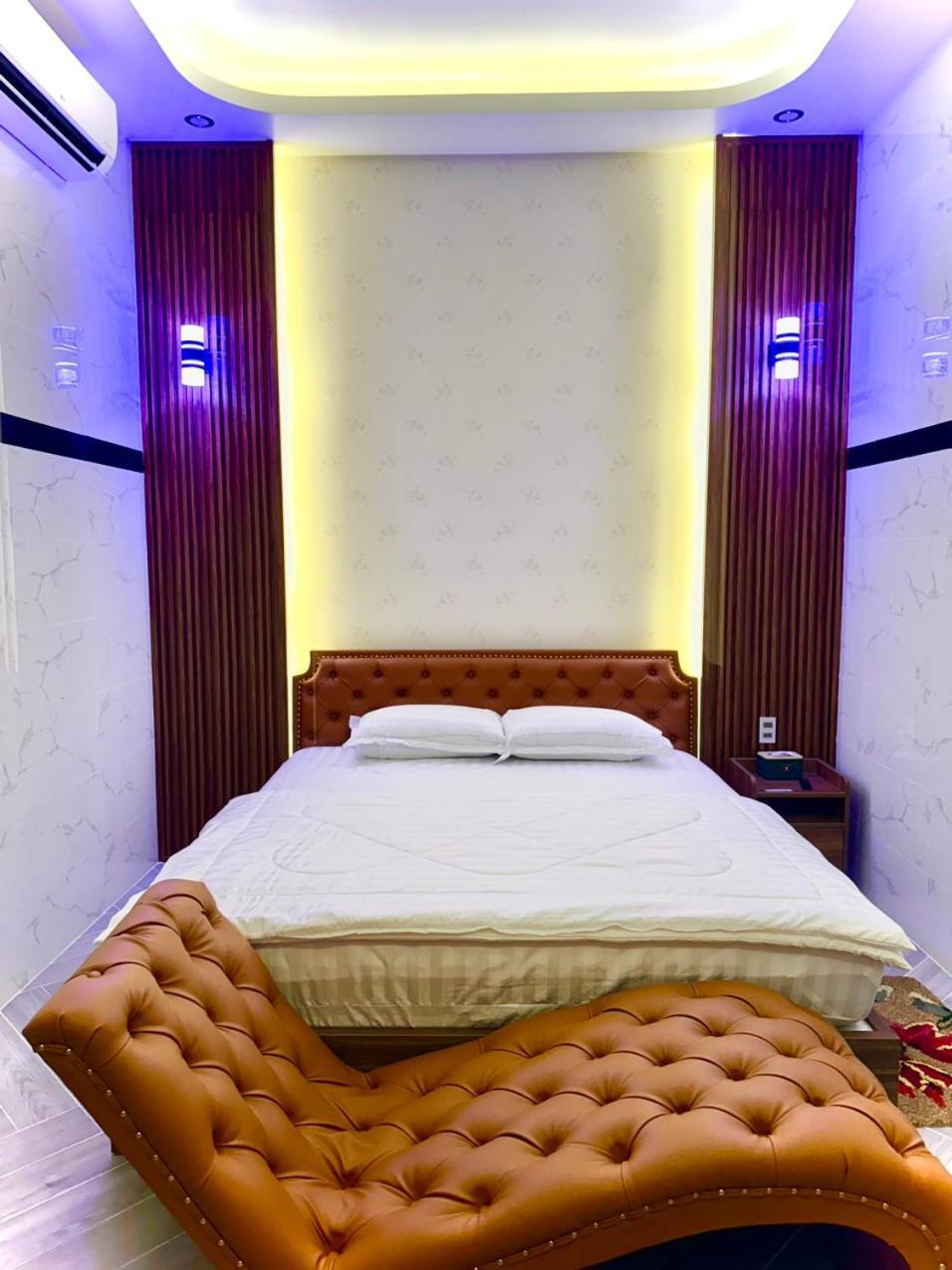 Bao Ngoc Hotel Cao Lãnh Buitenkant foto
