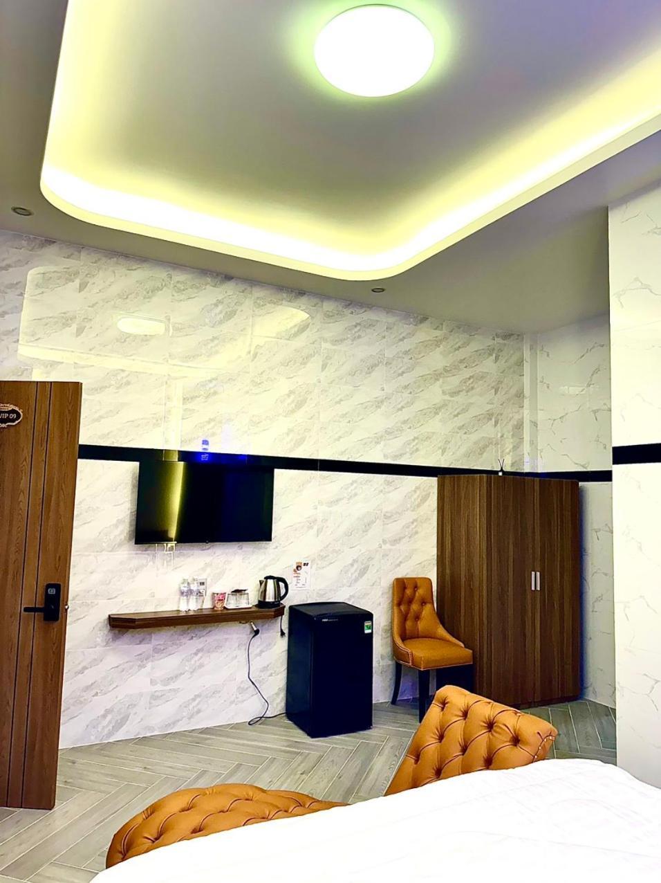 Bao Ngoc Hotel Cao Lãnh Buitenkant foto