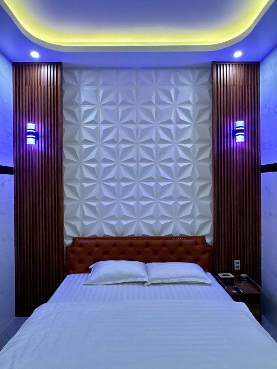 Bao Ngoc Hotel Cao Lãnh Buitenkant foto
